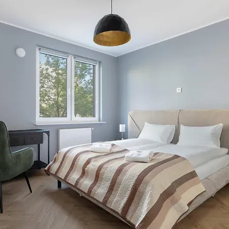 Elegant In For Remote Work With Parking And Balcony By Renters بوزنان
