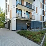 Апартаменты Elegant In For Remote Work With Parking And Balcony By Renters Познань