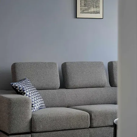 Elegant In For Remote Work With Parking And Balcony By Renters Poznań