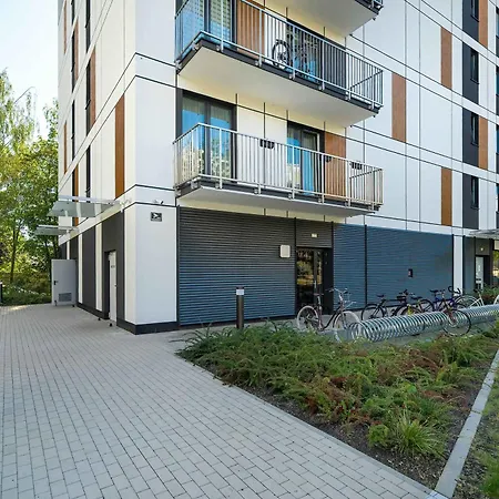 Apartment Elegant In For Remote Work With Parking And Balcony By Renters Poznan