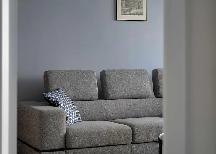 Elegant In For Remote Work With Parking And Balcony By Renters 波兹南